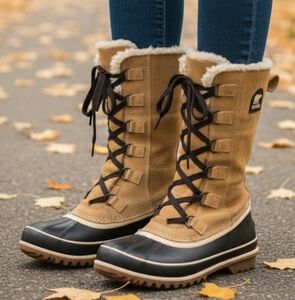 Sorel joan of arctic lace front suede boots 9